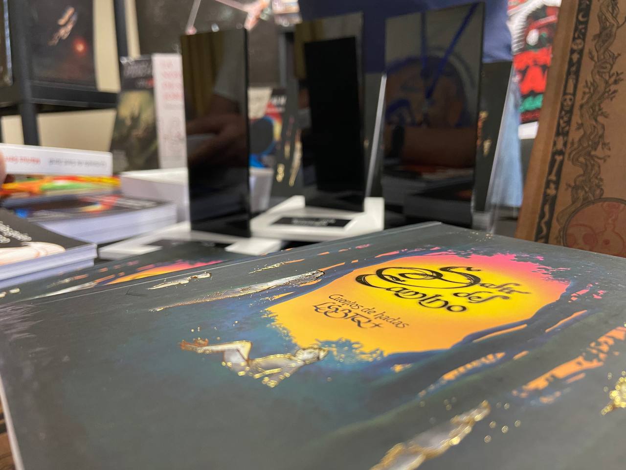 Al salir del Camino ganador de tres Premios Ignotus